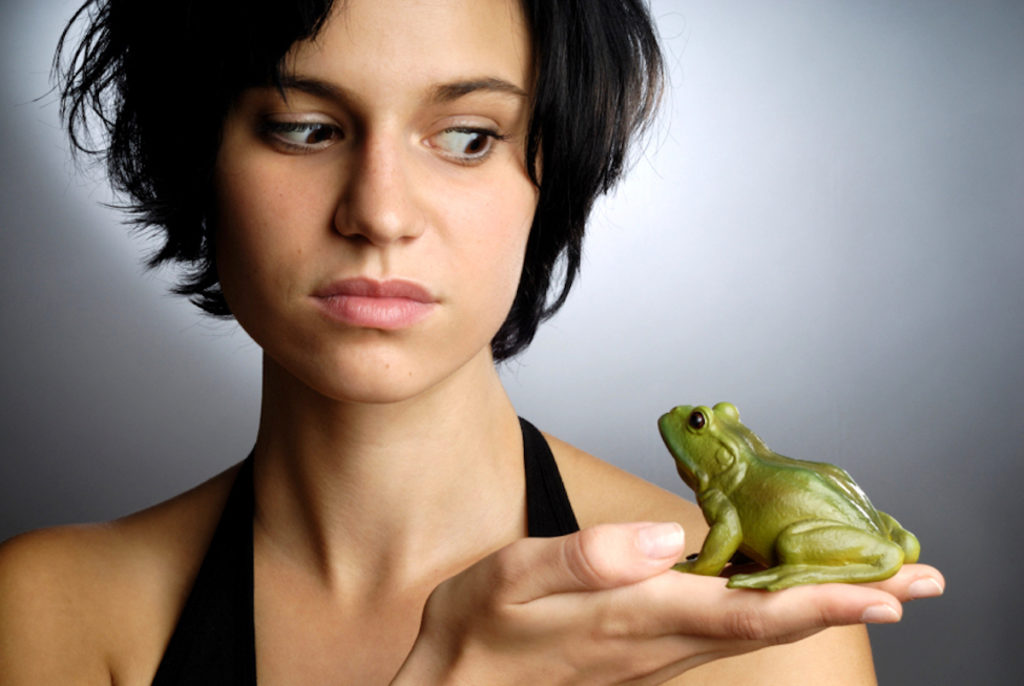 Procrastination when copywriting and creating marketing materials - kiss that ugly frog goodbye